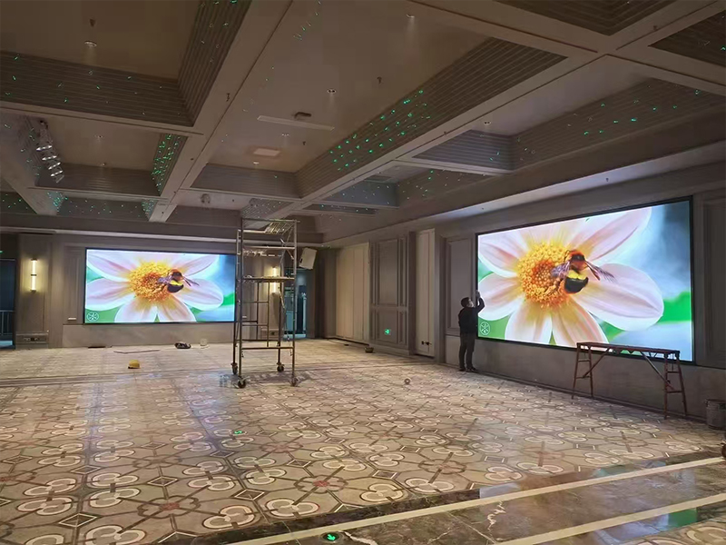 LED小间距显示屏